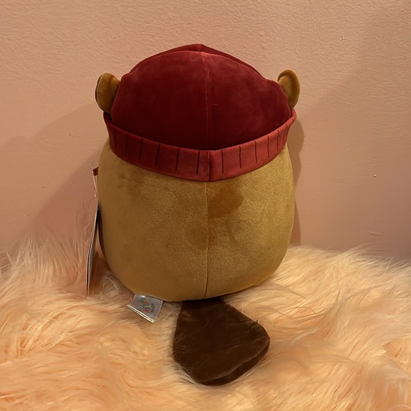 COPY - Squishmallows Chip 8” Beaver in Beanie. NWT - Picture 3 of 5